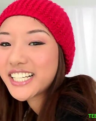 朝鮮人シンデレラの笑顔？成功したファックの後、魂は歌います！